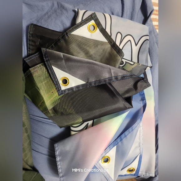 Trump Banner/Flag/ Tapestry - Picture 3 of 4